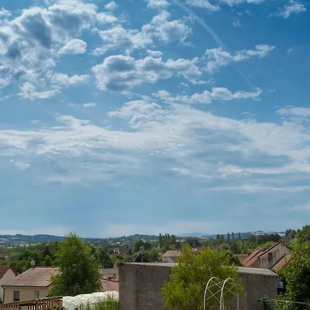 Le Feneau Pensjonat Creuzier-le-Neuf